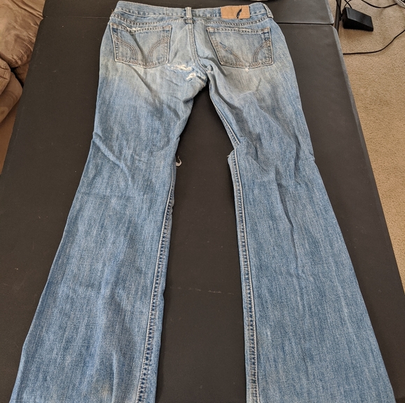Jeans - Picture 2 of 3